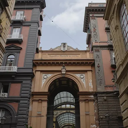 B&B Galleria Principe Di Napoli-2